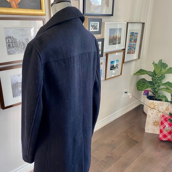 Burrbery Men wool coat ( new) - Picture 5 of 12